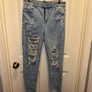 American Eagle Outfitters Light Blue Distressed Skinny Jeans
